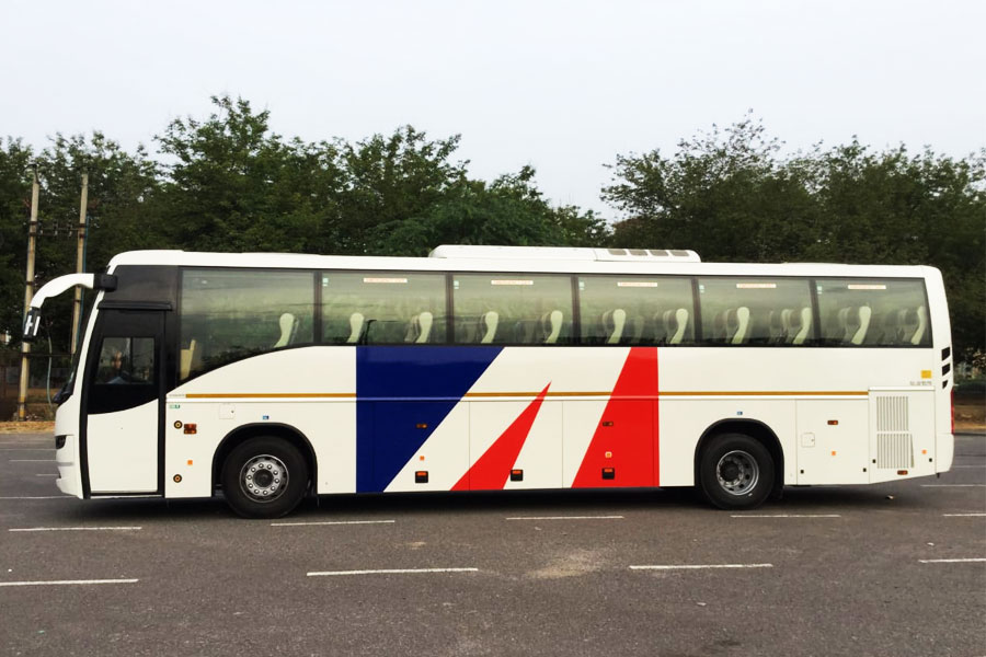 volvo bus hire delhi