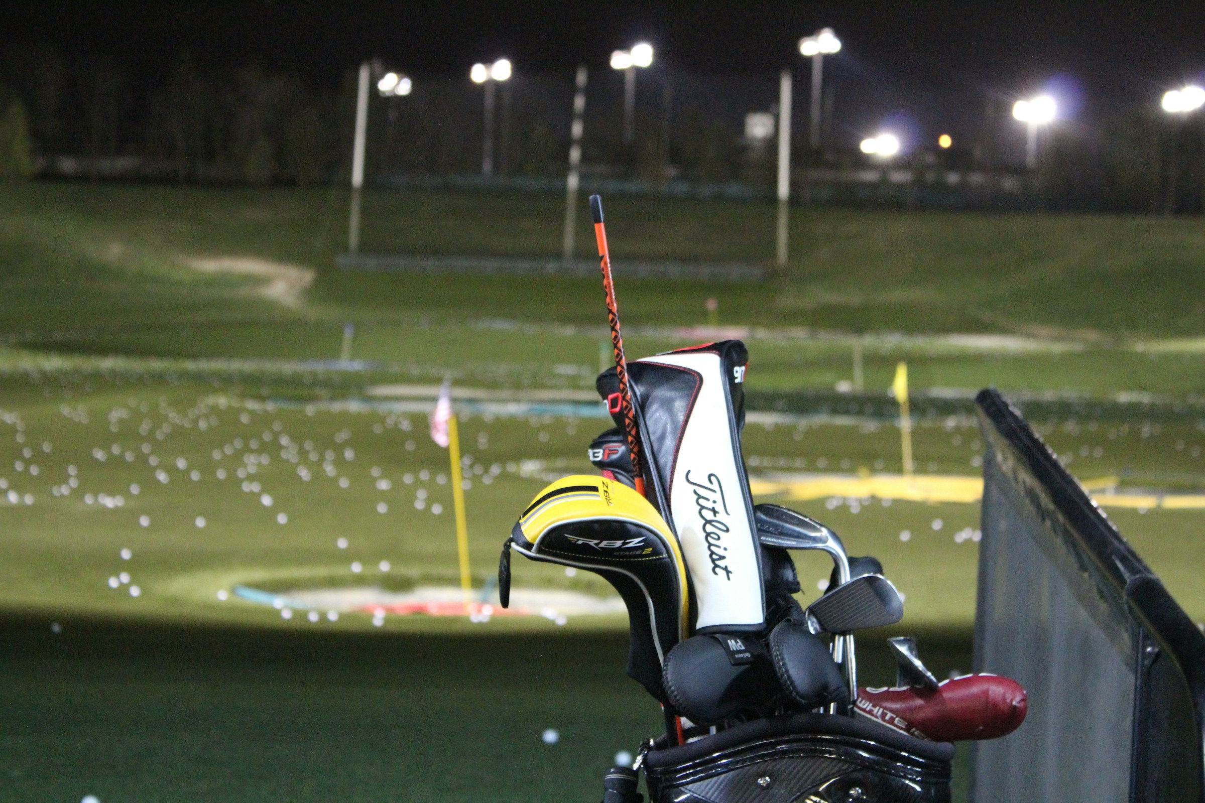 Experience Golf Like Never Before: The Thrills of Indoor Simulator Experiences with Moho Golf