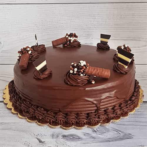 The Significance of Birthday Cake In Celebration Tradition