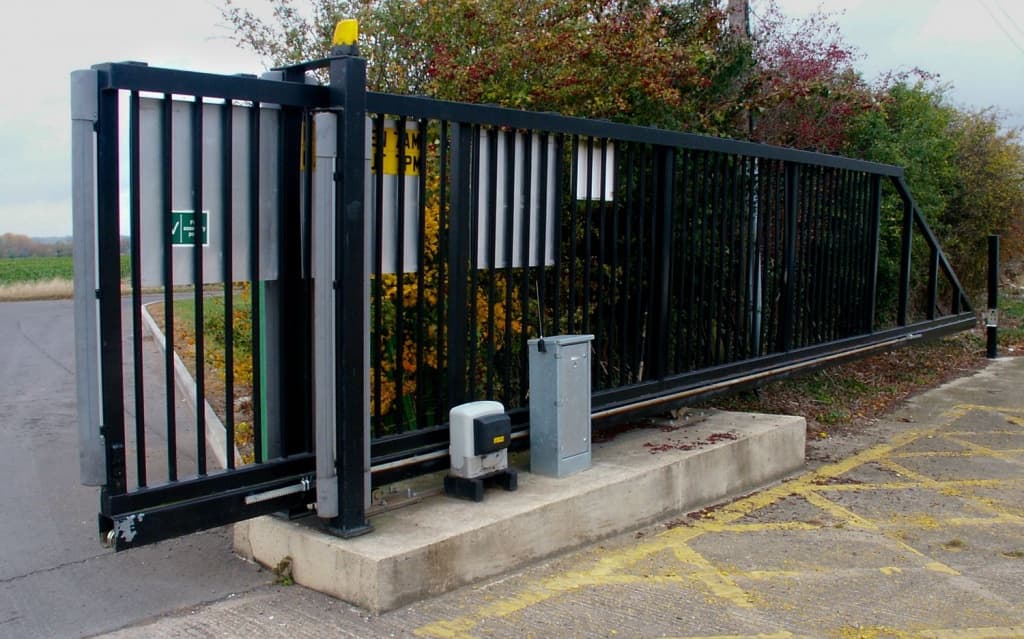 High-Quality Motorized Sliding Gates for Modern Homes and Commercial Properties