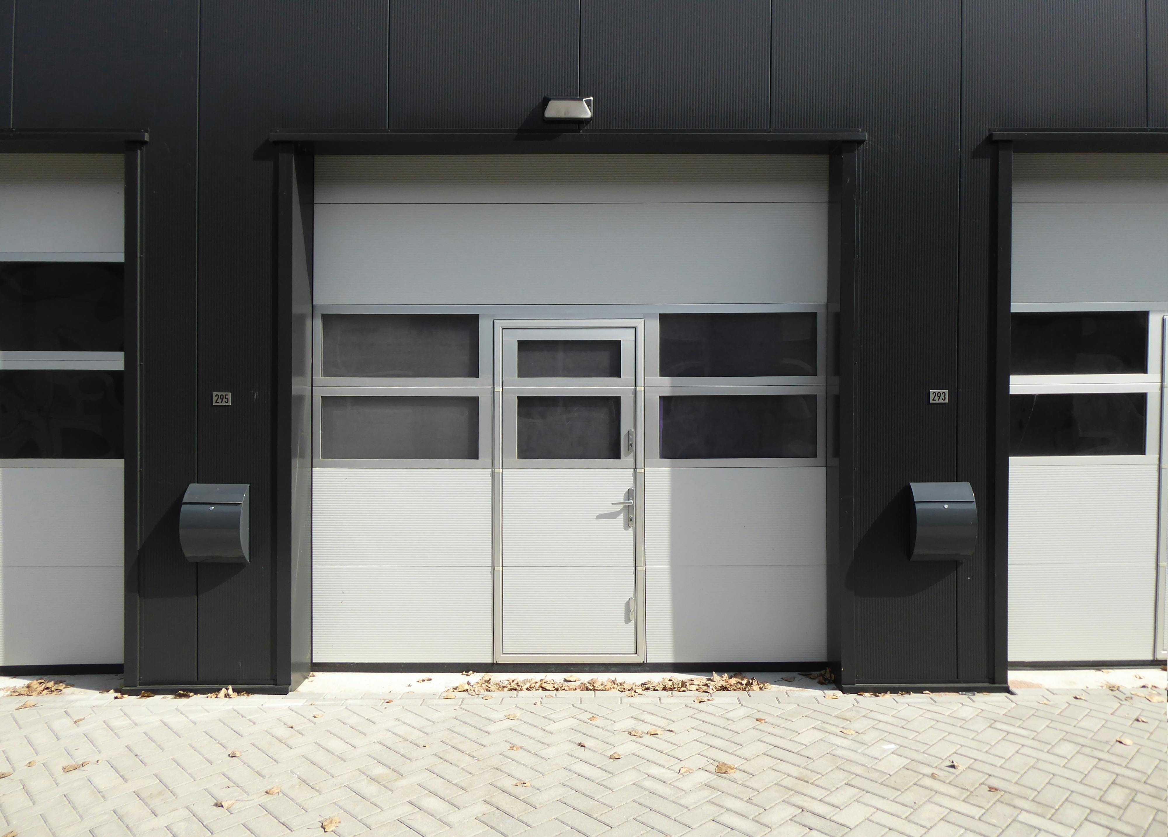 5 Ways Storage Units Can Help Transform Your Home for the Holidays