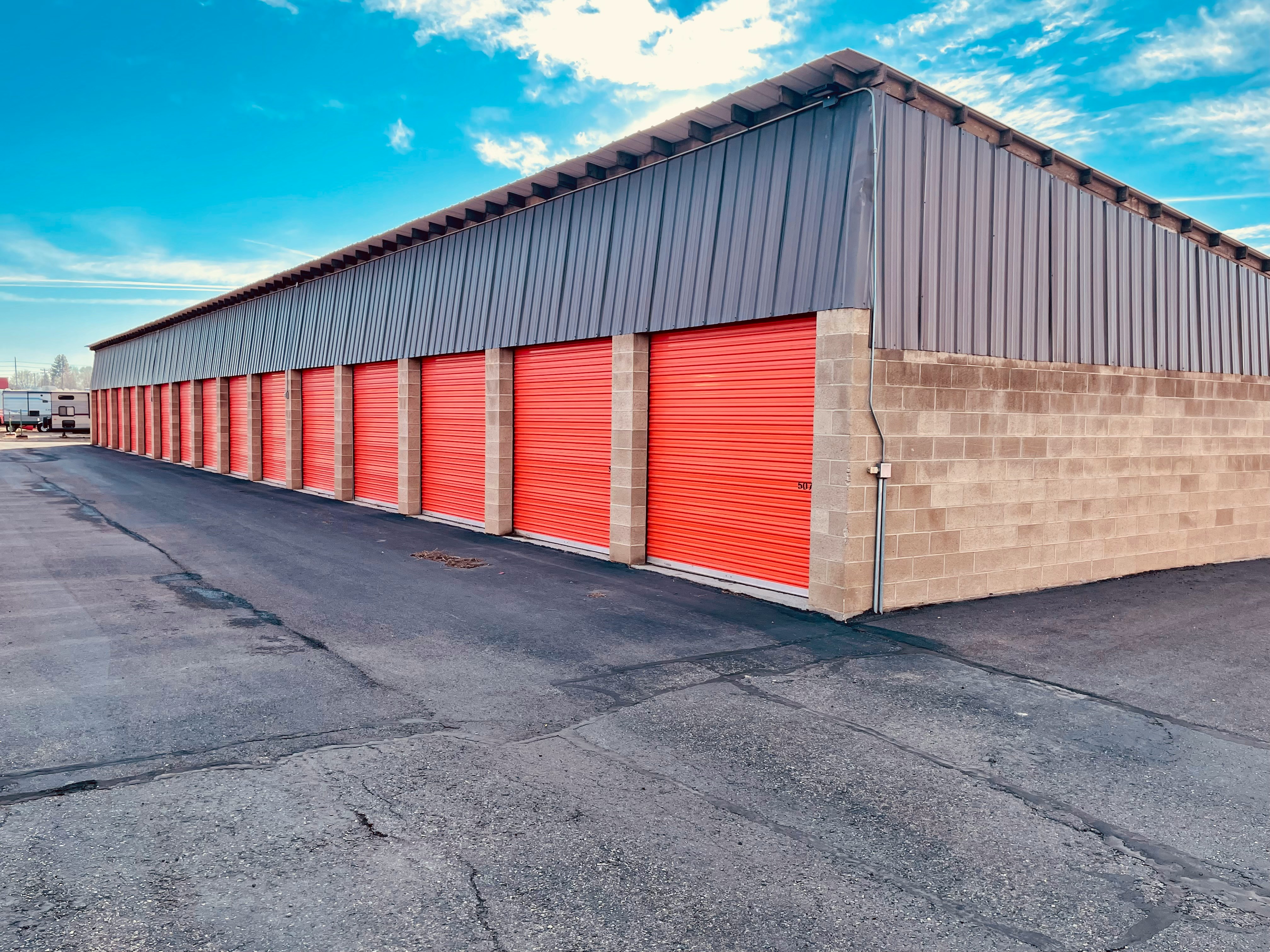 5 Benefits of Self Storage for Builders