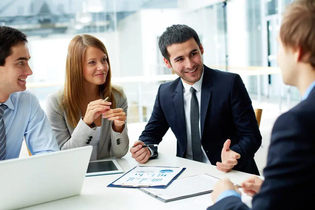 Navigating the Complex World of Business & Commercial Law