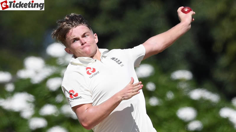Should Sam Curran take the new ball?