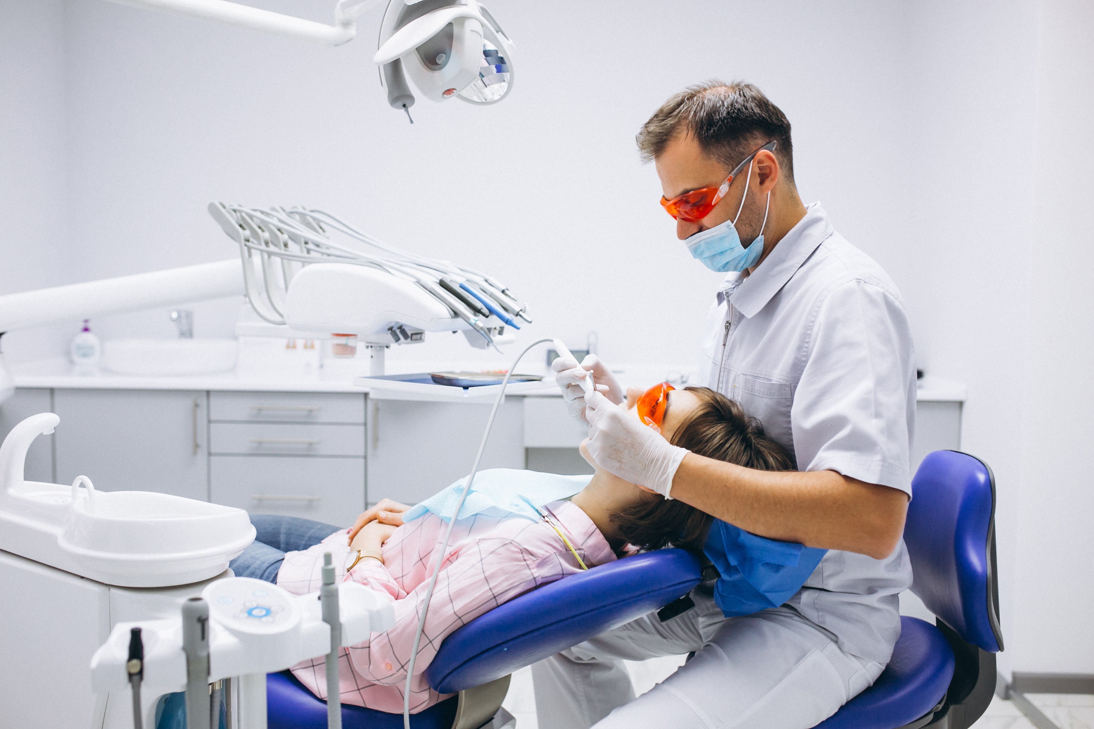 Top Tips for Maintaining Dental Health and Avoiding Emergencies, as Recommended by a 24-Hour Dentist in San Antonio