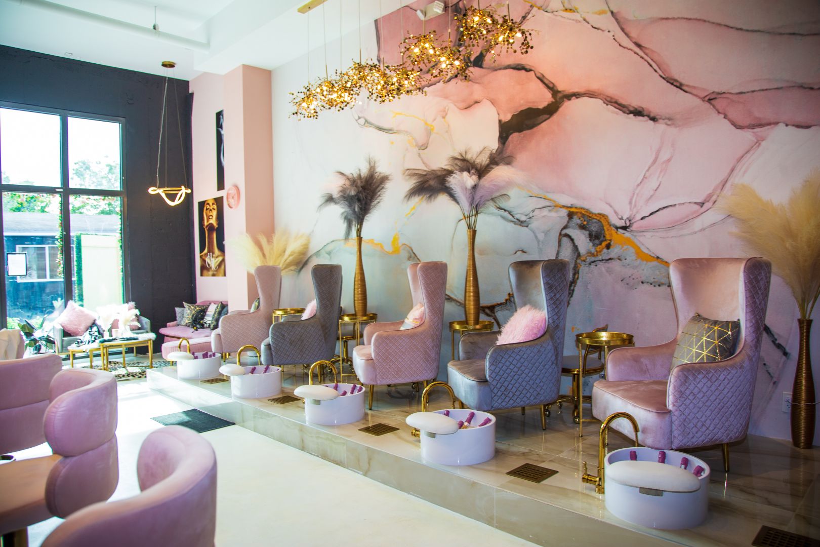 The Chic Beauty Bar Fort Lauderdale: The Place To Go When You Want To Look Your Best