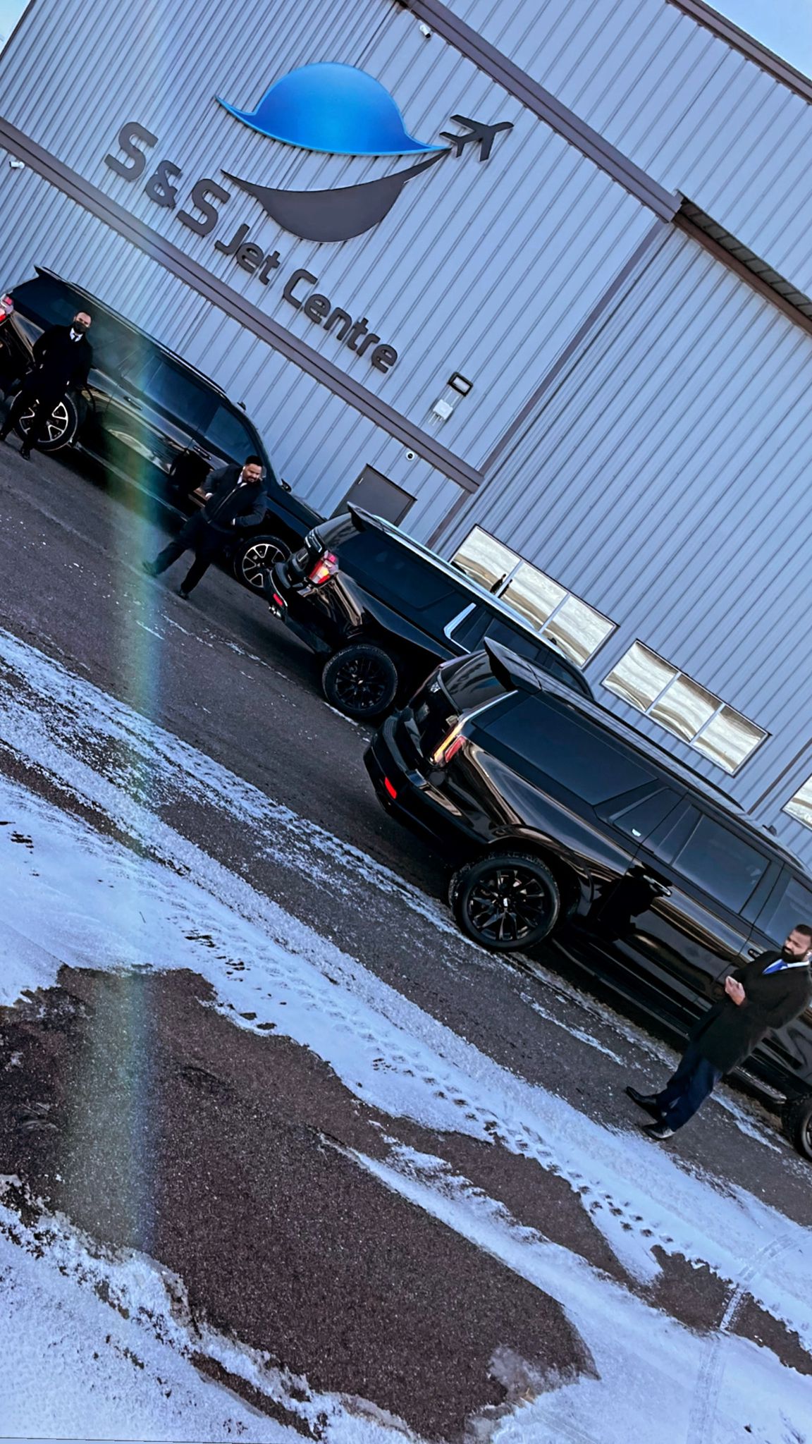 Luxury Travel: Elevate Your Experience with Chauffeur Services in Toronto