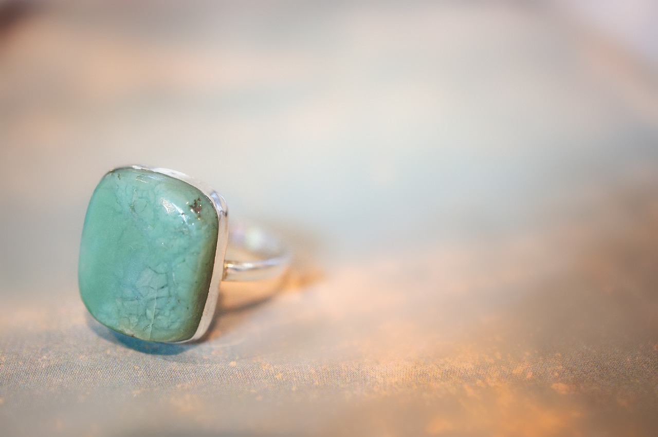 The Healing Properties of Chrysoprase Gemstone