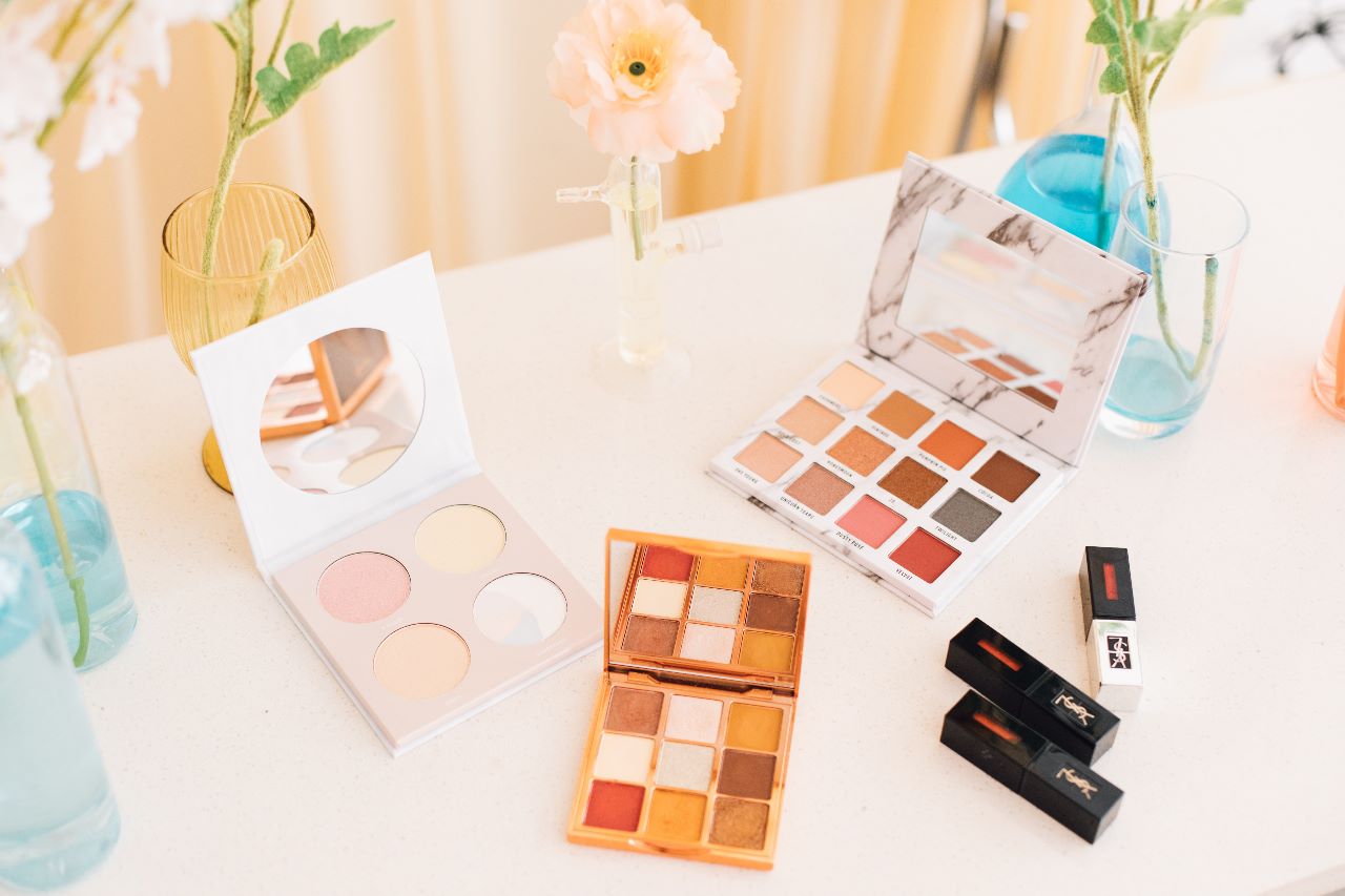 Top 10 Waterproof Makeup Products for the Humid and Rainy Season