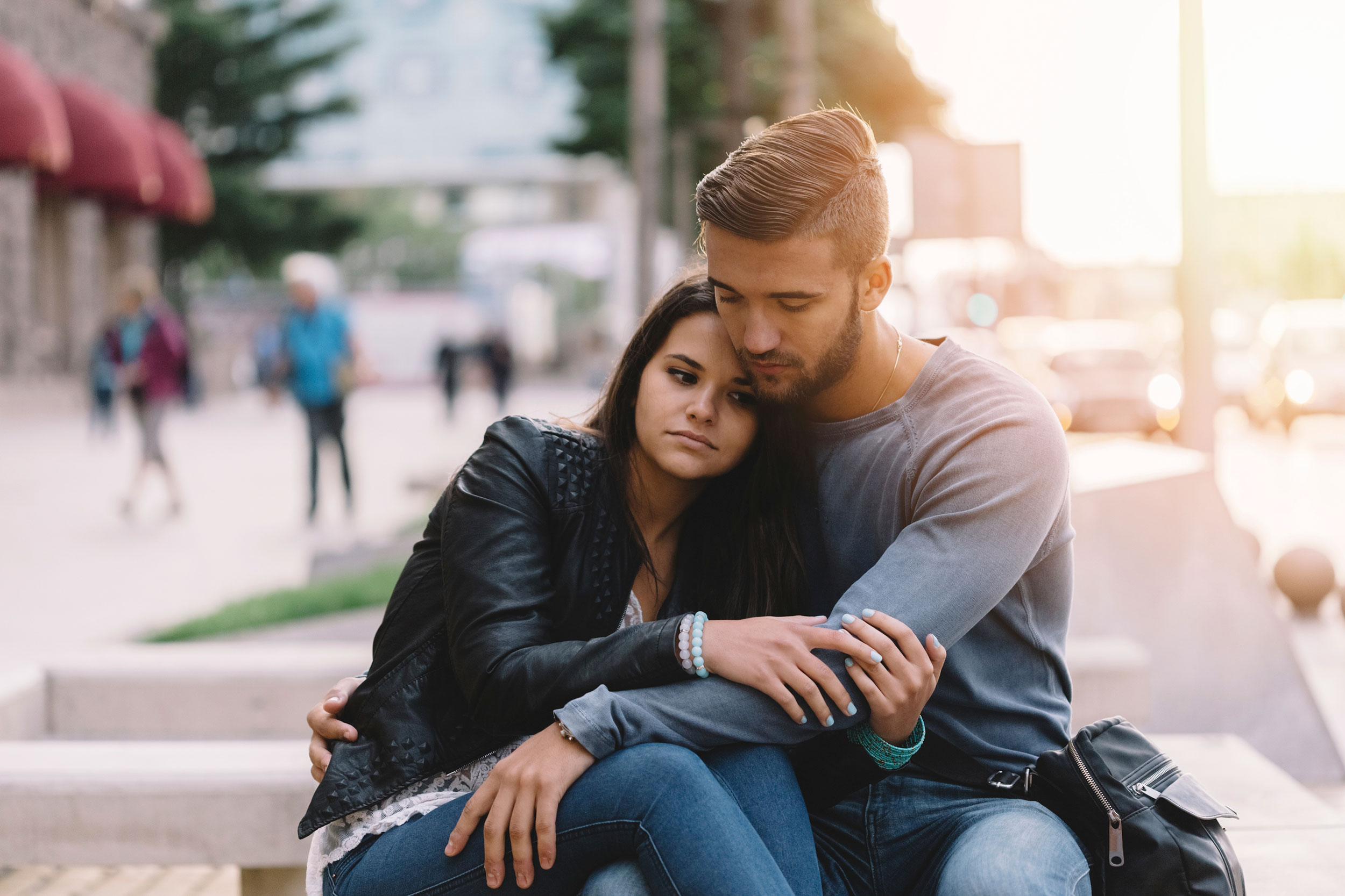 How to Take Care of Your Girlfriend When She Is Sick