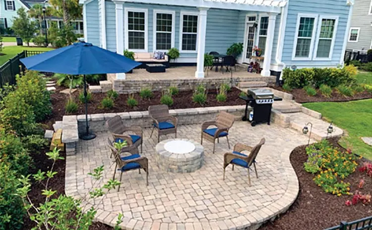 Outdoor Living Spaces Extend Your Livable Space And Delight The Senses