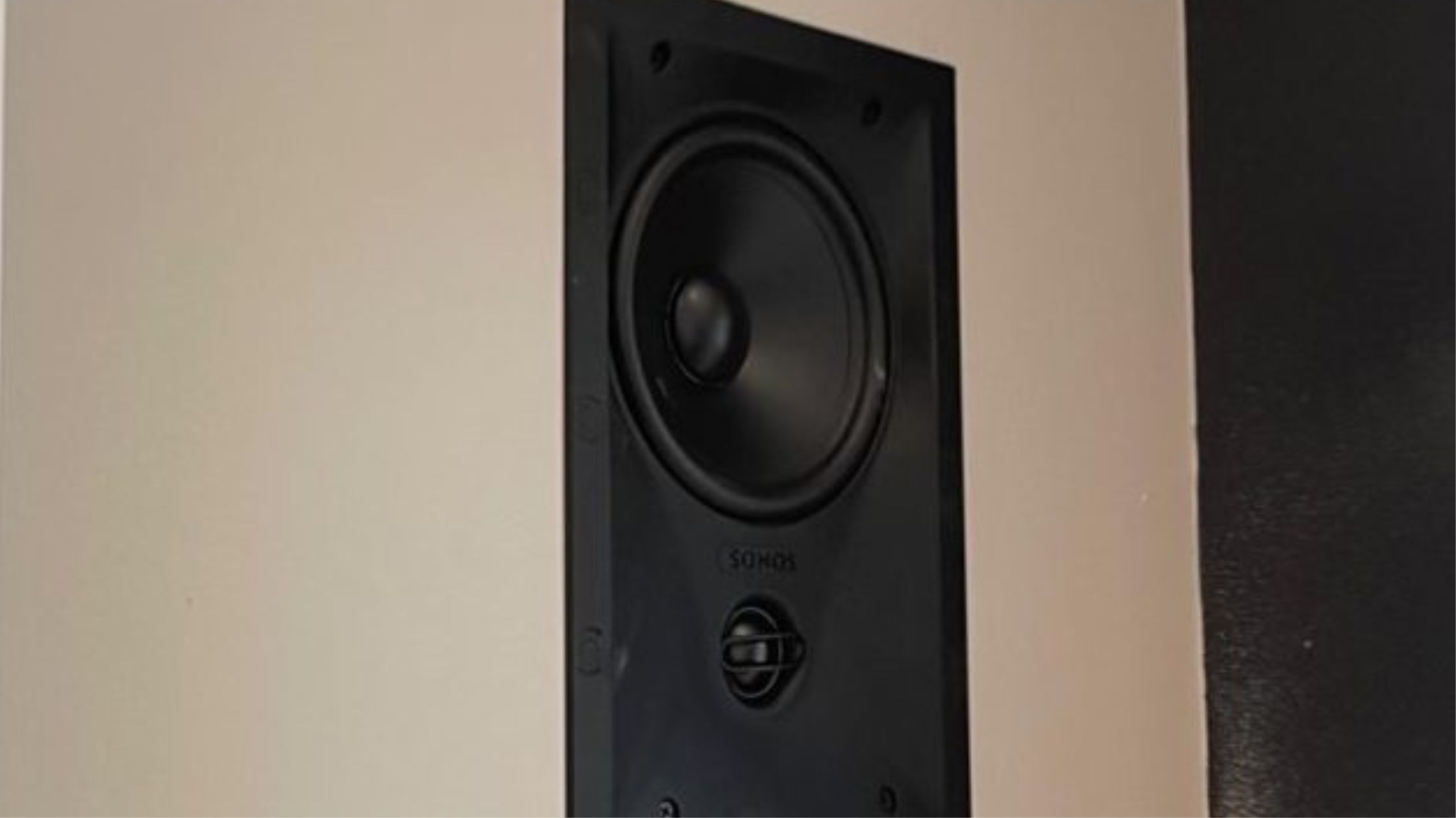 Experience Seamless Soundscapes with Wireless Surround Speakers for Your Space