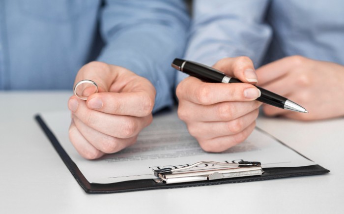 Domestic Partnership v Marriage in California: What's the Difference?
