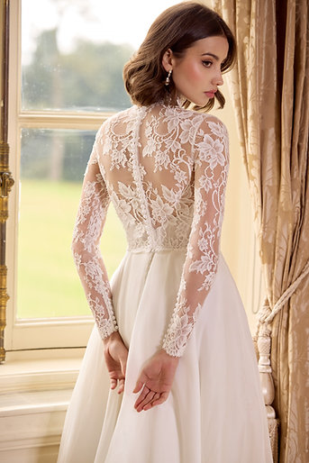 2025’s Most Stunning Wedding Dress Ideas for Every Budget