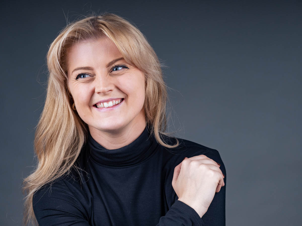 Step-by-Step Guide to Building Your Business Headshots Photography Portfolio