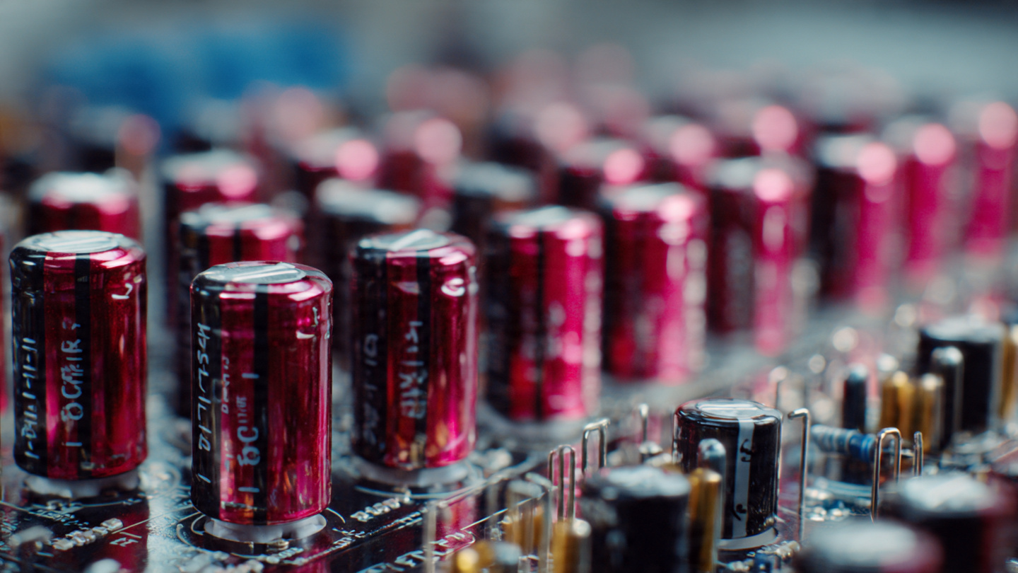 The Crucial Role of Capacitors in Modern Electronics: A Professional’s Guide