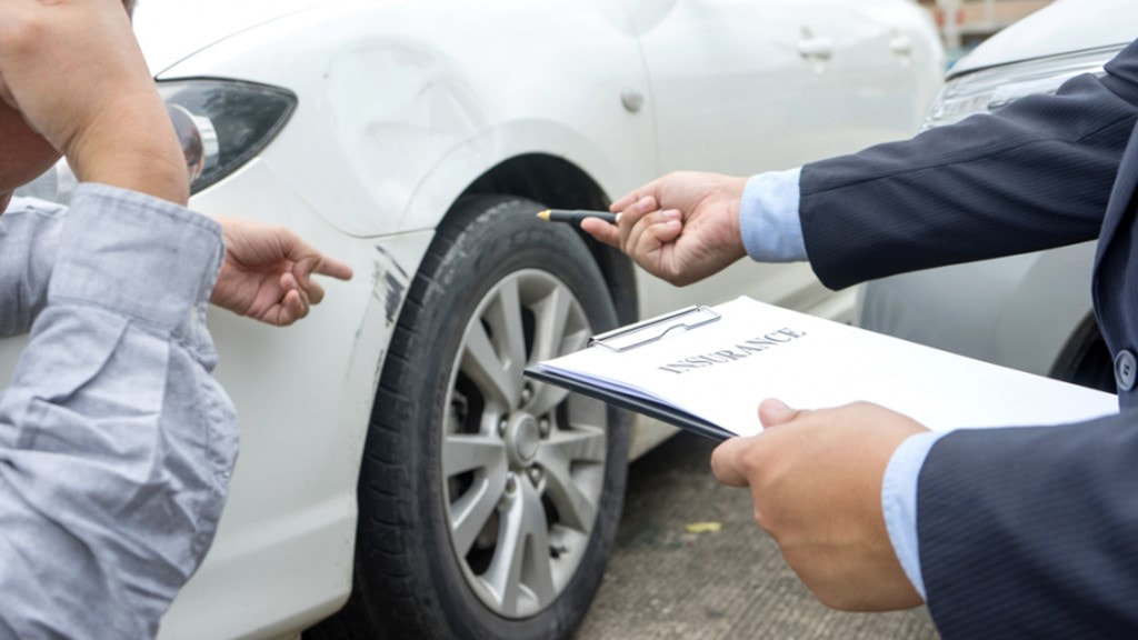 How Car Wreck Lawyers help in Seeking Justice and Compensation?