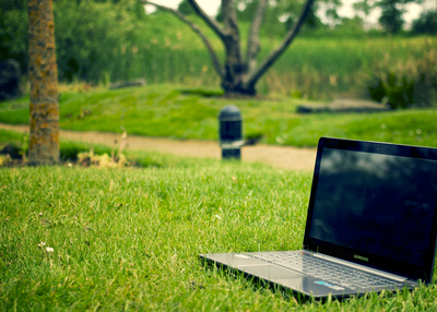 How to choose a lightweight tablet for traveling