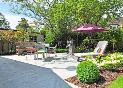 Low maintenance landscaping ideas for backyard