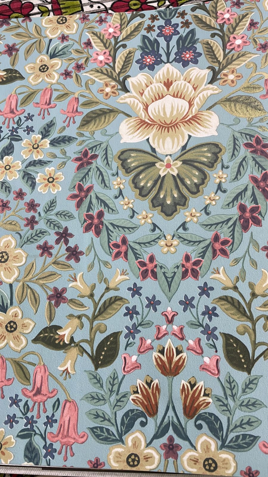 Bespoke Elegance: Elevate Your Interiors with Elegant Decor's Customized Wallpapers for Walls in India