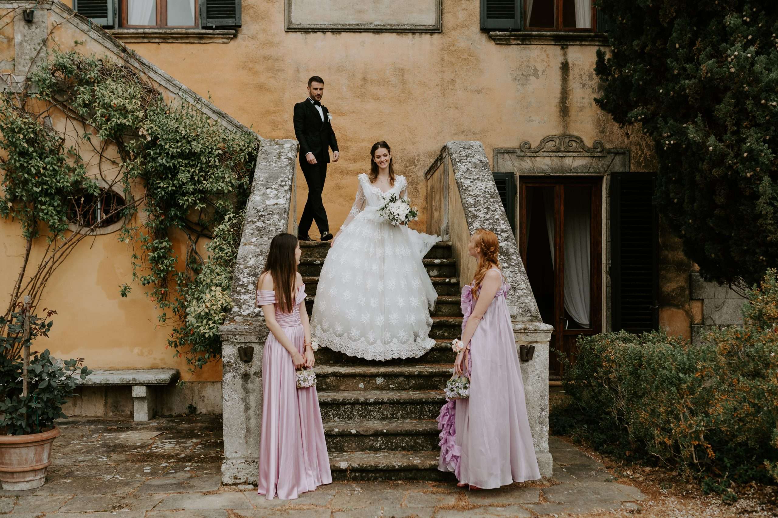 The Guide To Celebrate Anniversaries and Vow Renewals