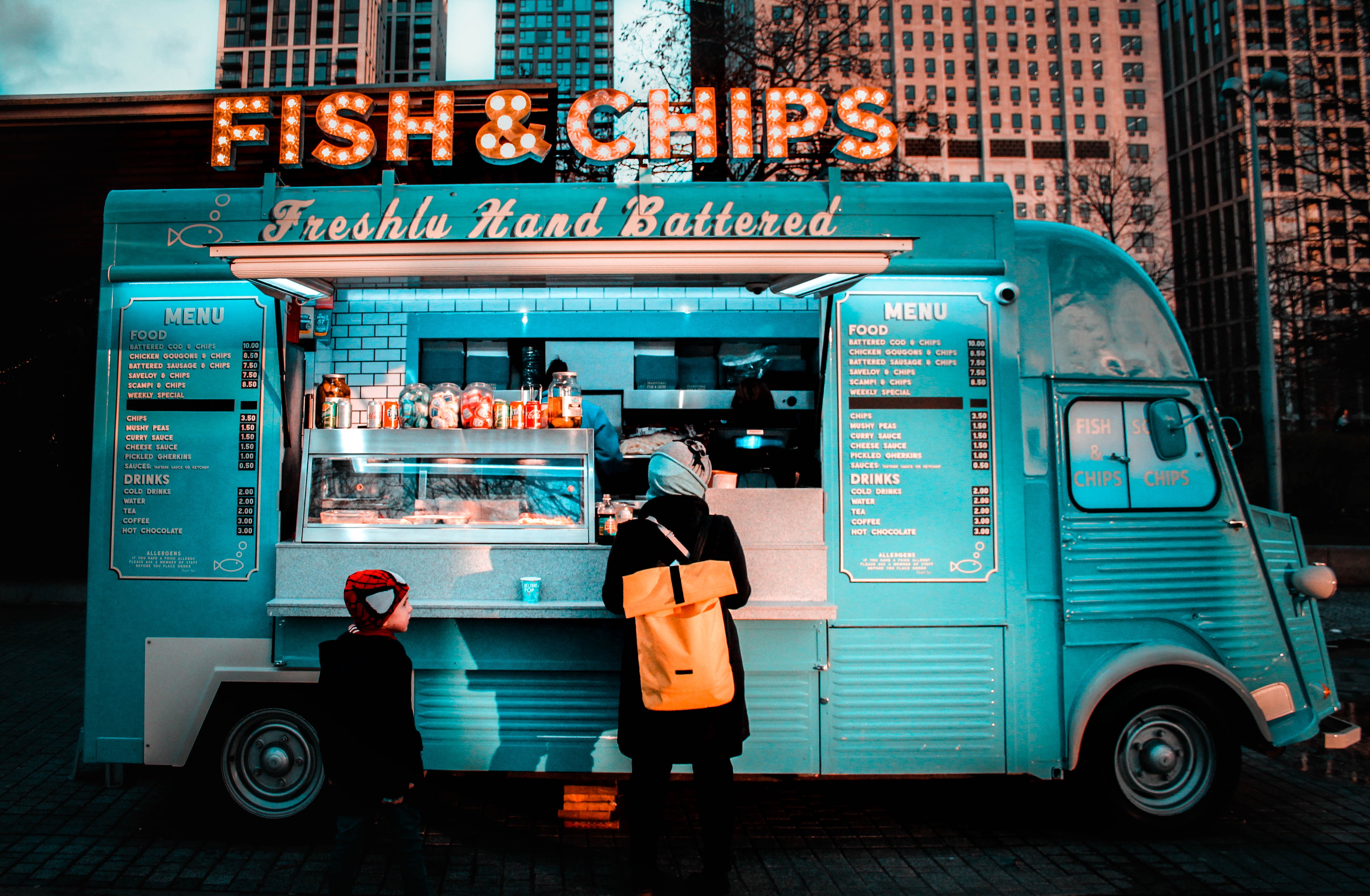 Behind the Scenes: The Logistics of Managing a Food Truck Fleet