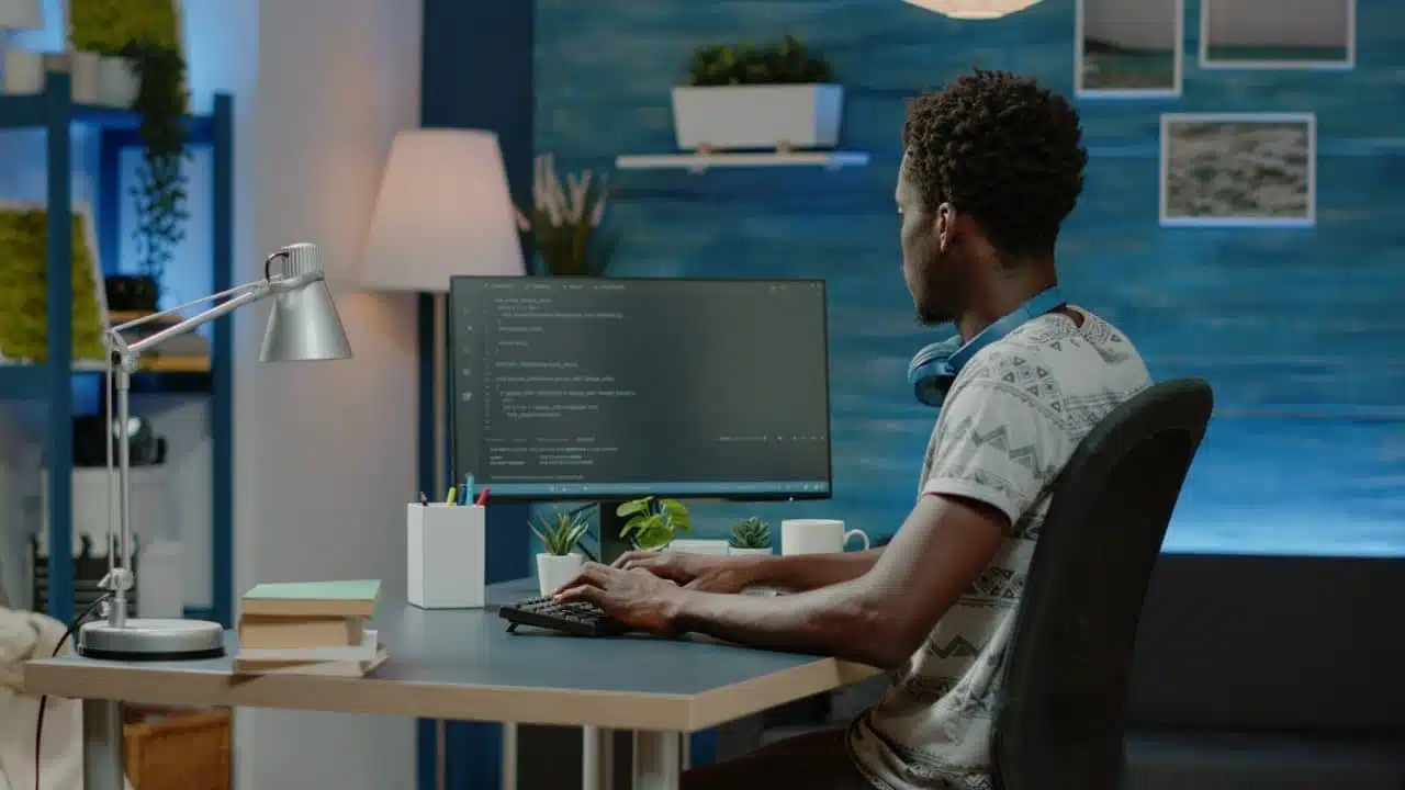Choosing the Right Front-End Framework: A Comparative Analysis