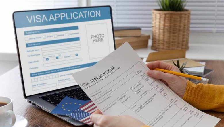 Obtaining an employment visa in India