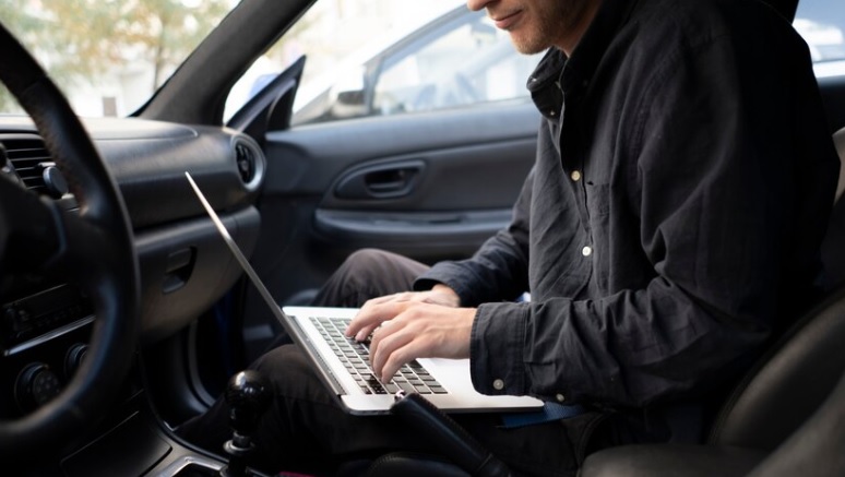 Enhancing Multilingual Communication in the Automotive Sector