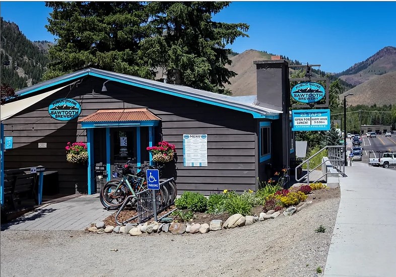 Unveiling IPA Bliss, Culinary Delights, and Vibrant Bars in Ketchum, Idaho