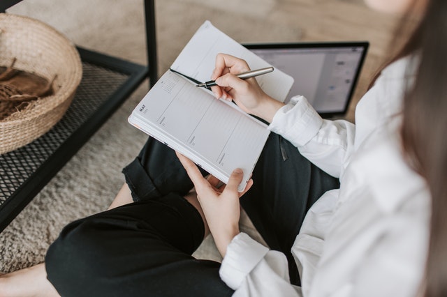 How to Stay Motivated & Make Your Assignment Writing Effective?
