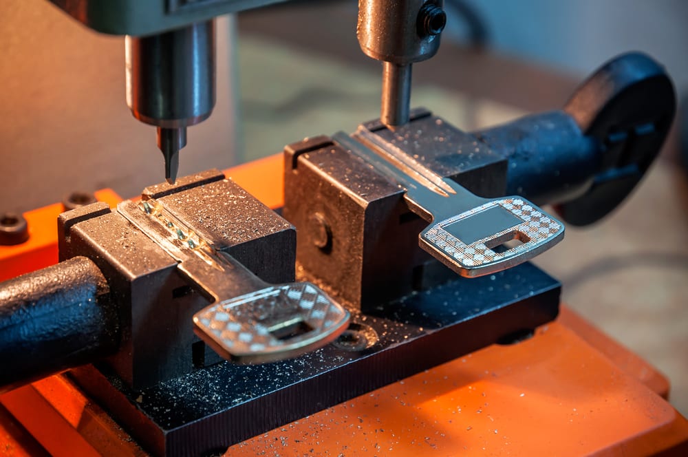 Navigating Tampa, Florida: A Guide to Selecting the Perfect Auto Locksmith