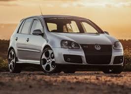 Why Car Hire is Your Best Bet for Nicosia Business Trips?
