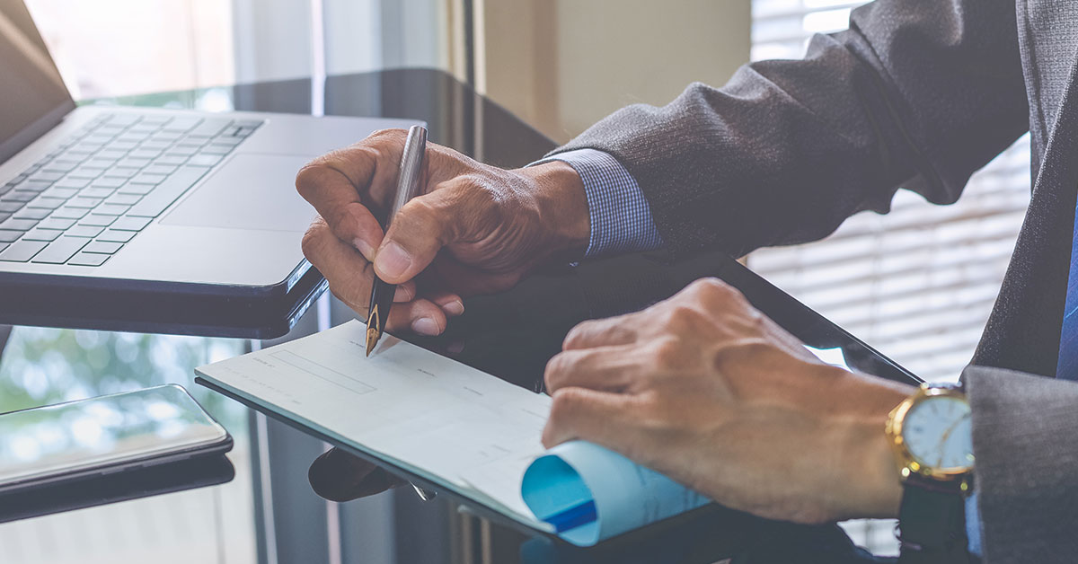 Small Business Bookkeeping - Why Should You Use Online Bookkeeping Services?