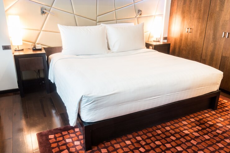 How to Mix and Match Bed Linens to Create a Unique Bedroom Style