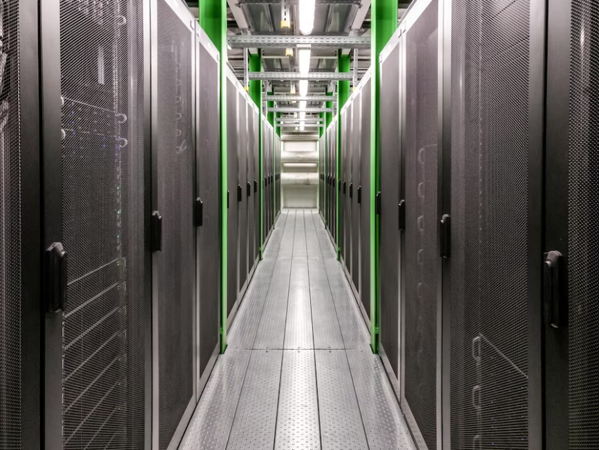 The Importance of Server Racks in Data Centers: A Comprehensive Guide