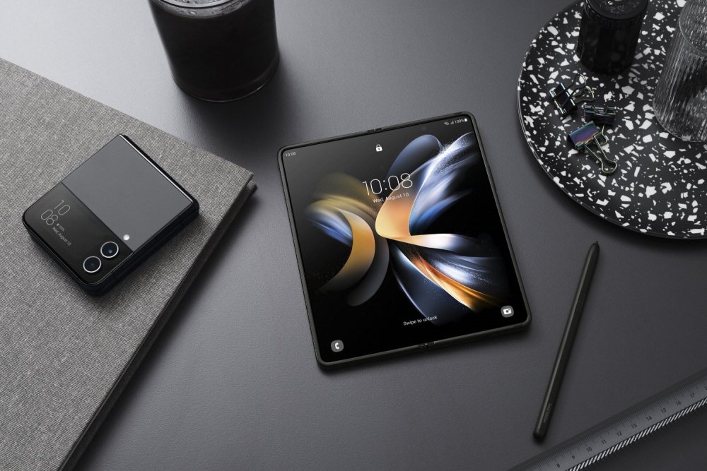 Foldable Smartphone Market Is Estimated To Witness High Growth Owing To Shifting Consumer Preferences