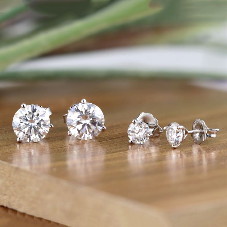 Man-Made Diamond Studs: A Brilliant Choice For Modern Luxury