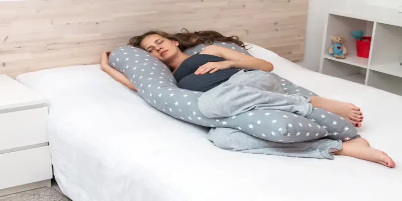 Best Pregnancy Pillow in India – Comfort & Support for Moms