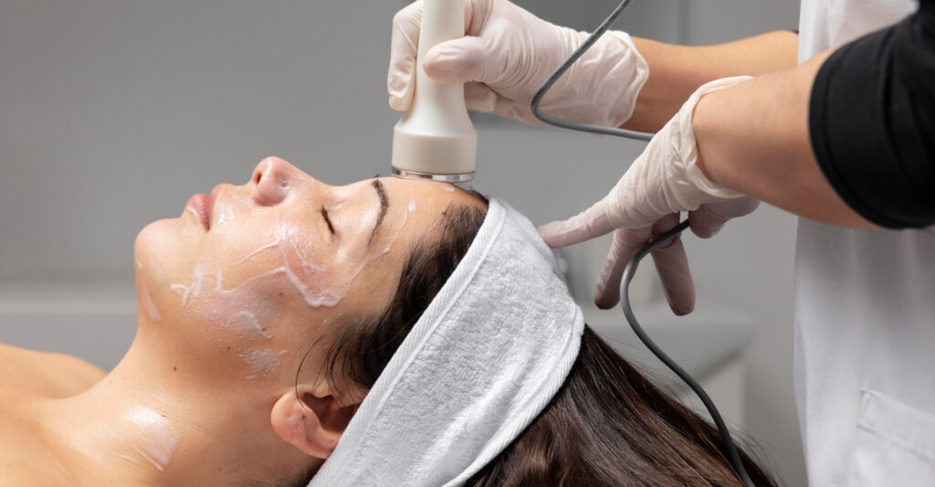 The Step-by-Step Process of HydraFacial Treatment 