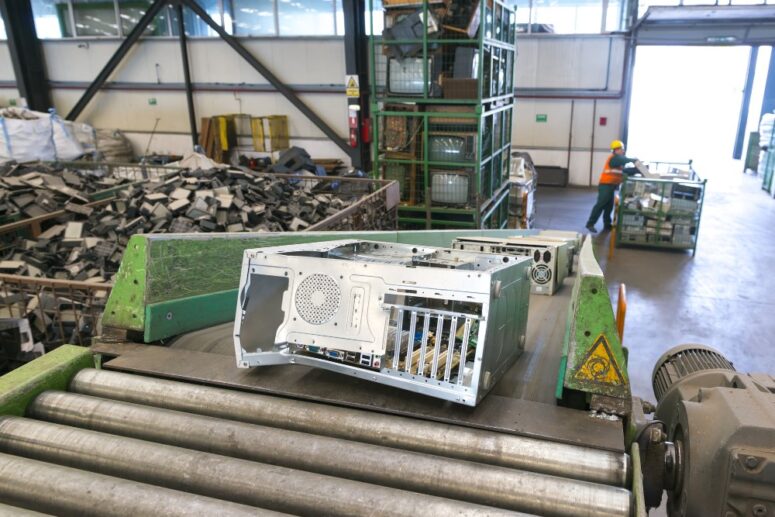 The Process of Recycling Electronic Waste in Dubai