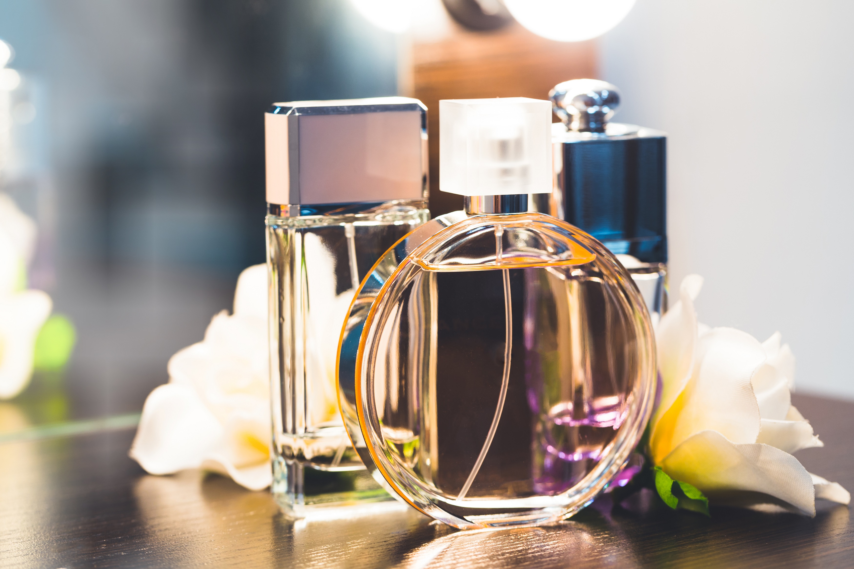 Unveiling Elegance: Exploring the World of Premium Luxury Perfumes