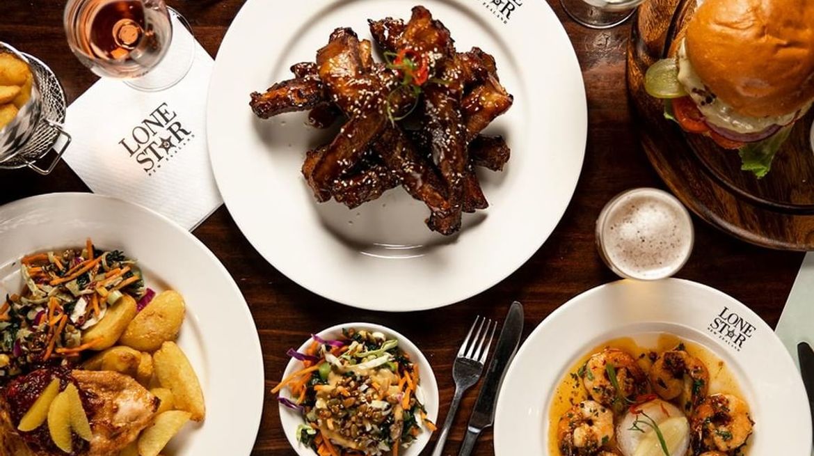 Why Do People Prefer Restaurants With A Vibrant Atmosphere?