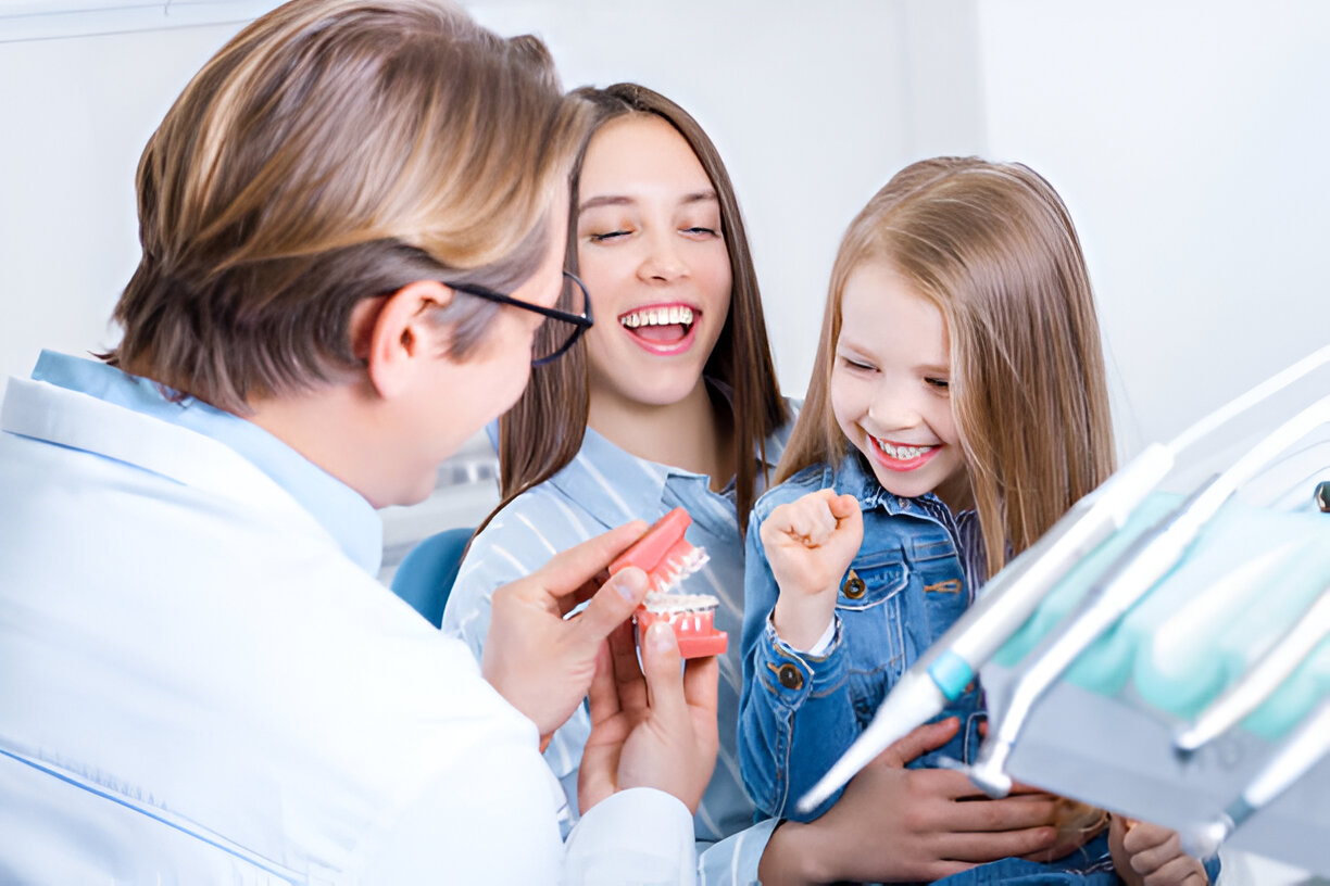 When Should You Start Taking Your Child to a Family Dentist?