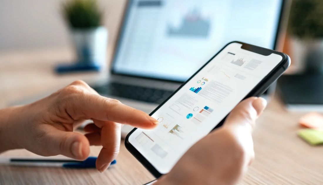 Why Every Business Needs a Mobile App in 2025