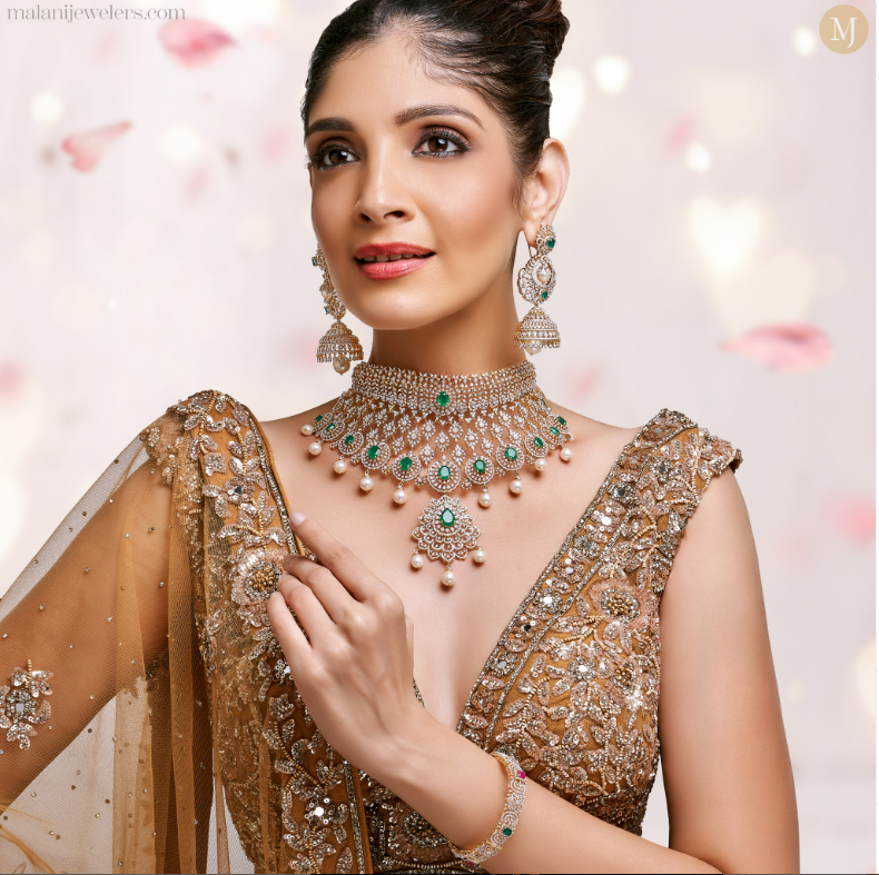 Why Indian Gold Choker Necklaces Are Still Everyone’s Favorite Go-To Jewelry