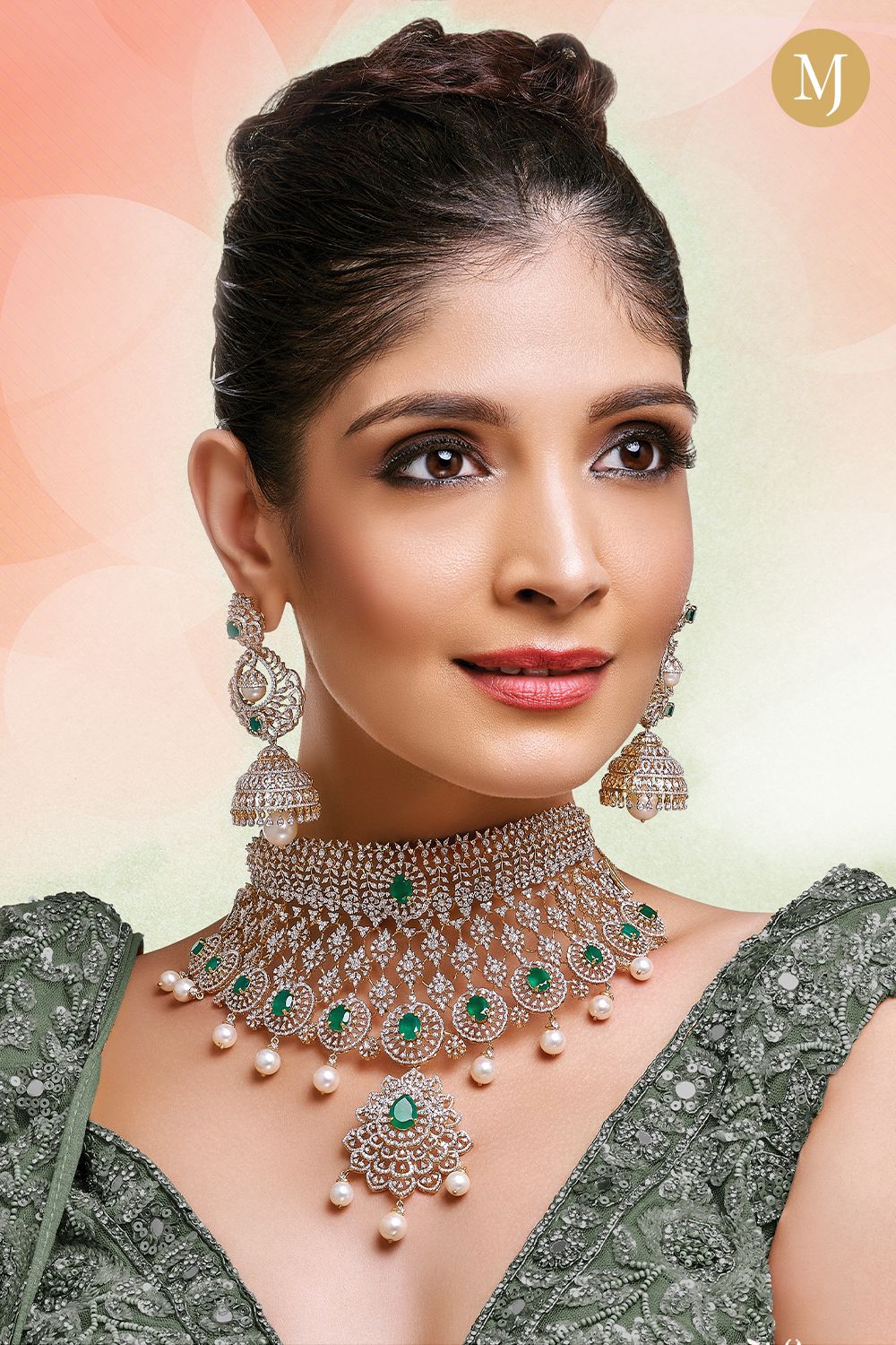 Style Meets Heritage: The Charm of Indian and Gold Choker Necklaces