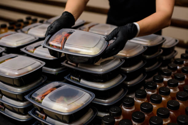 Why Does Your Food Business Need Custom Food Boxes? 