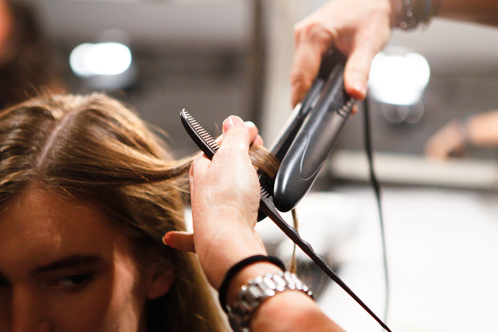 Global Hair Preparations Market Report Trends, Growth and Revenue To 2023