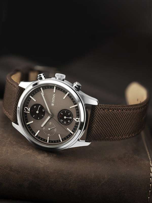 Titan Smartwatches: A Blend of Tradition and Technology